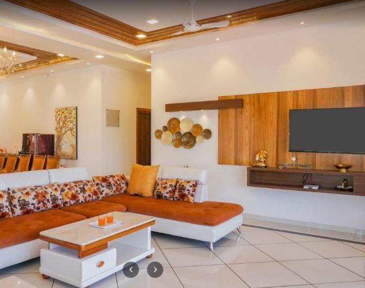 7Bhk Villa With Wonderful View And Good Food Lonavala Exteriör bild